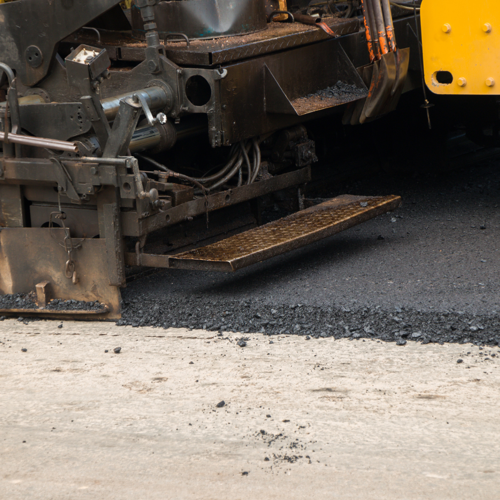 New Tarmac Pavingby Hollywell driveway company